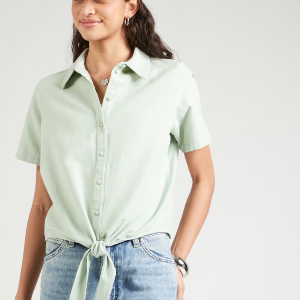 VILA Blouse in Mint Size XS like new